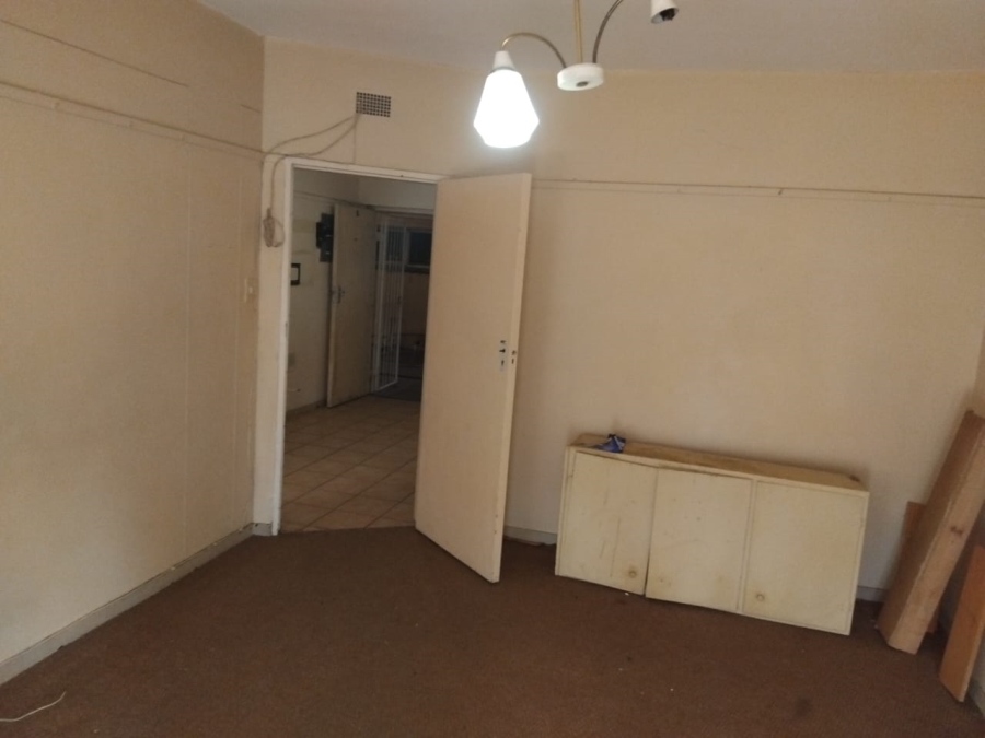 1 Bedroom Property for Sale in Wilkoppies North West